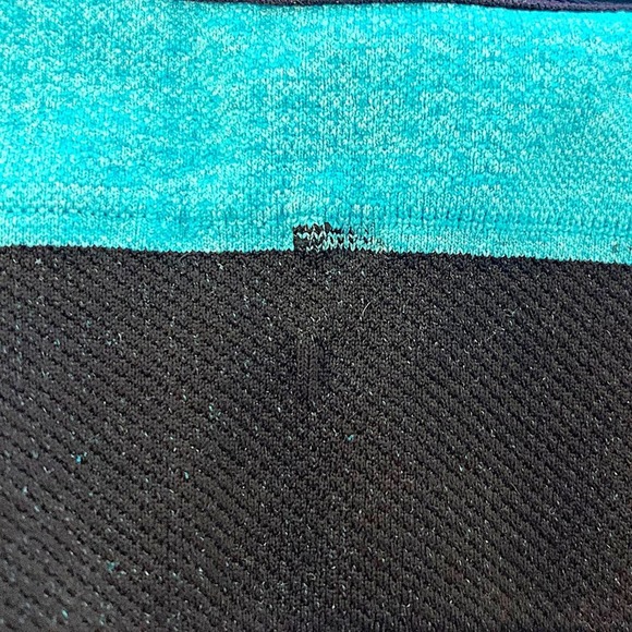 Lululemon Hold Your Om Colorblock Seamless Bra II in Heathered Peacock Blue - Picture 12 of 12